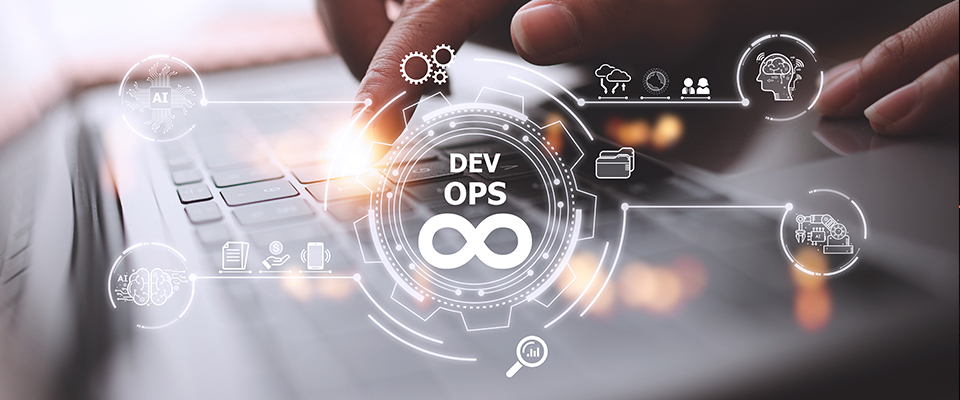 How Does a Job-Oriented DevOps Course Help You Enter the IT Industry Faster?